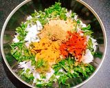 મિક્ષ ભજીયા(mix bhajiya recipe in Gujarati) રેસીપી સ્ટેપ1ફોટો