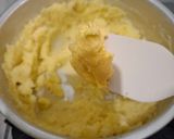 Foto langkah ke 5 dari resep 🧈 Creamy Mashed Potato. Pendamping Steak Ala Resto 🥔.
