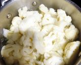 Foto del paso 1 de la receta: Puré de coliflor y parmesano + setas + pollo