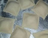Foto del paso 4 de la receta: Raviolones de pollo con salsa de carne