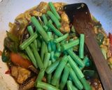 Foto langkah ke 3 dari resep Tumis Tongkol Tahu Kecap Pedas.