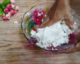 Foto langkah ke 2 dari resep Klepon warna warni kuah santan.
