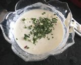 Une image de l'étape 2 de Roulades de saumon fumé aux asperges, sauce aux crevettes et au chèvre frais.