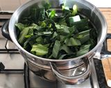 A picture of step 3 of Lemon spring greens 🍋.