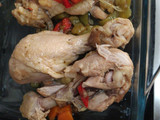 Jamoncitos de pollo con verduras y shiitake