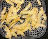 Foto del paso 1 de la receta: Cascaritas de papa crujientes en freidora de aire