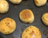 A picture of step 7 of Pizza Bomb.