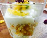A picture of step 1 of Boondi Rabri parfait.
