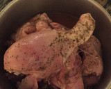 Foto del paso 2 de la receta: Pollo en salsa