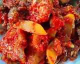 Foto langkah ke 4 dari resep Balado hati ampela,ayam dan kentang.