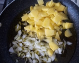 Foto del paso 1 de la receta: Pincho de tortilla con pescado de aprovechamiento
