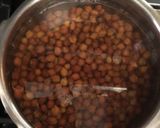 A picture of step 1 of Black chickpea masala.
