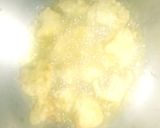 A picture of step 2 of Cauliflower dry manchurian.