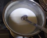 A picture of step 1 of Poyodhi #spiceweek1 cardamom.