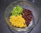A picture of step 4 of Mexican bhel.