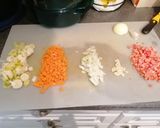 Une image de l'étape 2 de Nouilles sautées aux légumes.