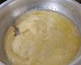 A picture of step 2 of Strawberry kesari.