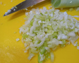 Foto del paso 3 de la receta: Tartar de salmón con aguacate