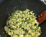 Foto del paso 6 de la receta: Risotto de calabacín y queso de cabra