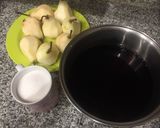 Foto del paso 2 de la receta: Peras al borgoña o al vino tinto