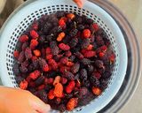 Hình bước làm 1 của món Trà dâu tằm