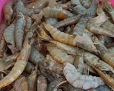 Foto langkah ke 1 dari resep Udang Saus Padang Simple.