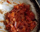 A picture of step 4 of Pizza sauce.