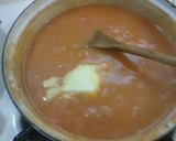 Foto del paso 4 de la receta: Albóndigas de carne de cerdo en salsa de cebolla y zanahorias