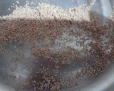 A picture of step 7 of Strawberries and carrot in poppy seeds pudding.