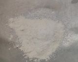 A picture of step 1 of Sheet Pan Margherita Pizza.
