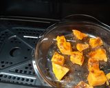Foto del paso 2 de la receta: Sopa de fideos con calabaza especiada y huevo escalfado