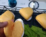 Foto langkah ke 9 dari resep Bakpao Wortel Lipat Isi Ayam.