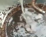 A picture of step 2 of Oreo shake.