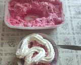 2001. Házi eper és málna jégkrém 😋 recept fázis 6 fotója