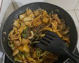 Foto langkah ke 6 dari resep Kikil kecap pepaya muda.