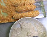 Foto langkah ke 4 dari resep Corndog Simpel (Roti sosis).