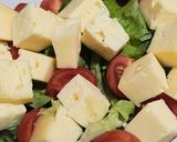 Foto del paso 1 de la receta: Ensalada fresca de lechuga y queso mantecoso