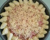 Foto langkah ke 4 dari resep Pizza empuk dan ekonomis.
