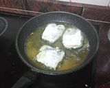 Foto del paso 3 de la receta: Bocados de merluza adobada y frita con papas y mojo verde