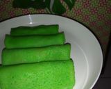 Foto langkah ke 4 dari resep Dadar Gulung simple.