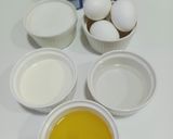 صورة لخطوة 2 من وصفة كيكة الحليب المحموس