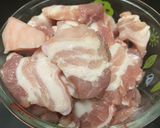 รูปขั้นตอนการทำที่ 3 ของ หมูสามชั้นผัดถั่วฮอยซินซอส