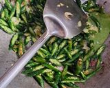Foto langkah ke 2 dari resep Cumi pete cabe hijau.