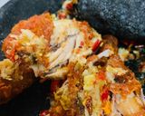 Foto langkah ke 2 dari resep Ayam Geprek Spicy Mcd.