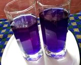 A picture of step 5 of Butterfly pea Flowers Magical Tea.