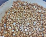 A picture of step 5 of Daliya Chikki (Roasted gram brittles).