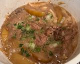 Hình bước làm 4 của món Thịt nạc vai hầm táo (Stewed Meat with Apples)
