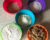 A picture of step 1 of Churma Ladoo.