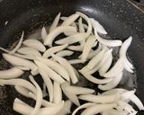 صورة لخطوة 2 من وصفة كبدة دجاج