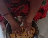 મેથીના થેપલા (Methi Thepla Recipe In Gujarati) રેસીપી સ્ટેપ2ફોટો